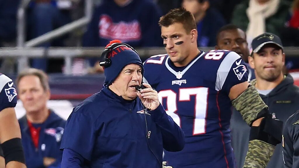 Bill Belichick’s Hall of Fame snub is ‘asinine,’ Rob Gronkowski says Bill Belichick’s Hall of Fame snub is ‘asinine,’ Rob Gronkowski says