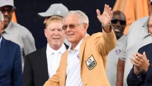 Hall of Fame coach says he feels ‘guilty’ being in Canton without Bill Belichick Hall of Fame coach says he feels ‘guilty’ being in Canton without Bill Belichick