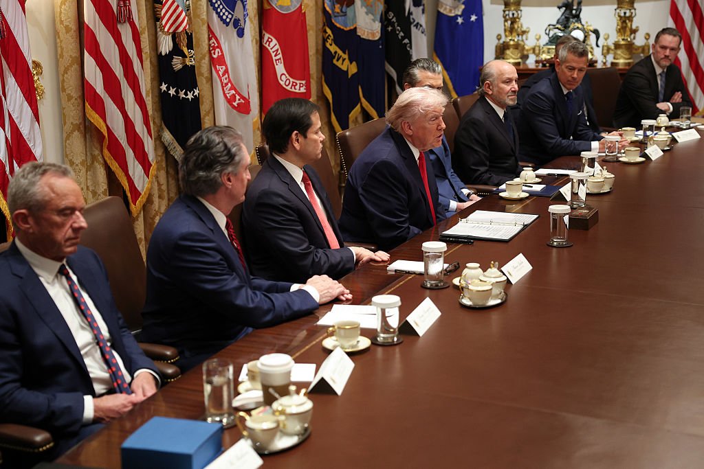 Trump Holds Cabinet Meeting; Tom Homan to Drawdown Ops in Minnesota Trump Holds Cabinet Meeting; Tom Homan to Drawdown Ops in Minnesota