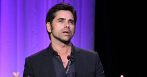 John Stamos Attacks ICE Agents as ‘The Bad Guys’ John Stamos Attacks ICE Agents as ‘The Bad Guys’