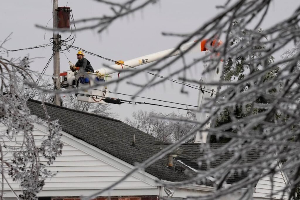 Tens of thousands of Americans enter 6th day without power as Southeast preps for wild winter storm Tens of thousands of Americans enter 6th day without power as Southeast preps for wild winter storm