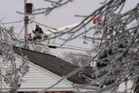 Tens of thousands of Americans enter 6th day without power as Southeast preps for wild winter storm Tens of thousands of Americans enter 6th day without power as Southeast preps for wild winter storm